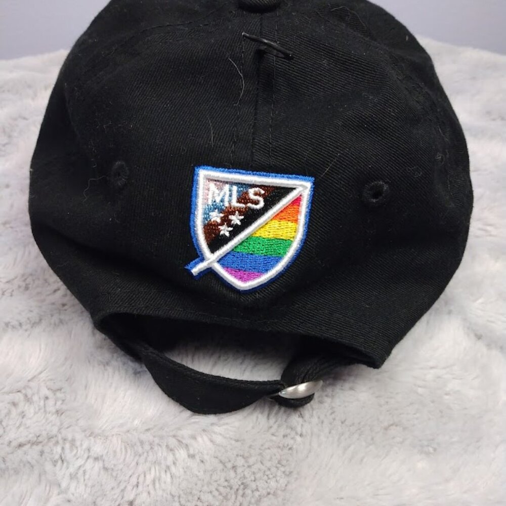 Pride Men's New Era 9TWENTY Adjustable Baseball Cap Hat NY Red Bulls Soccer MLS - Picture 3 of 8